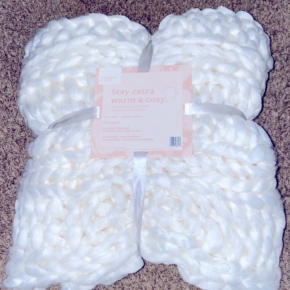 Cozy knit blanket Summer & Rose